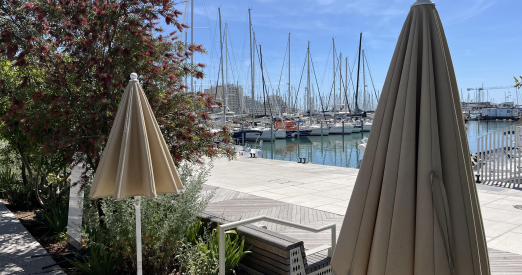 Vue sur port de La Grande Motte depuis la terrasse du "POSÉIDON"